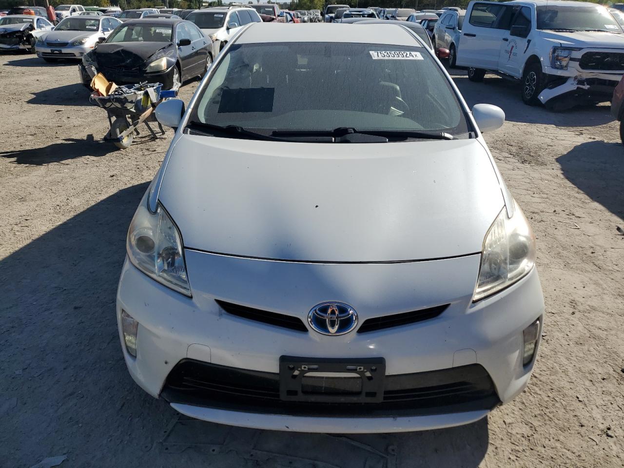 2015 Toyota Prius - Image 5
