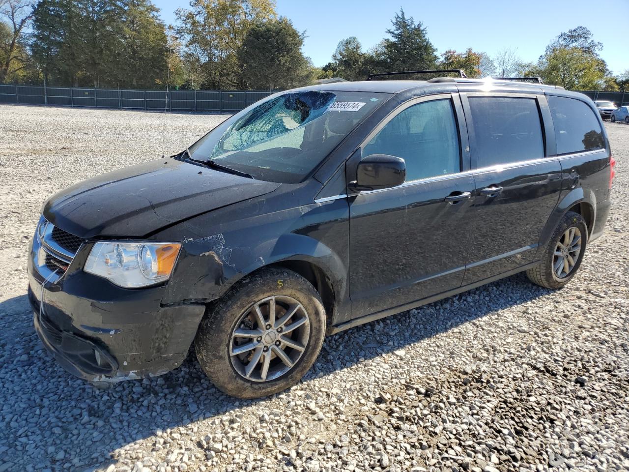 2019 Dodge Caravan - Image 1