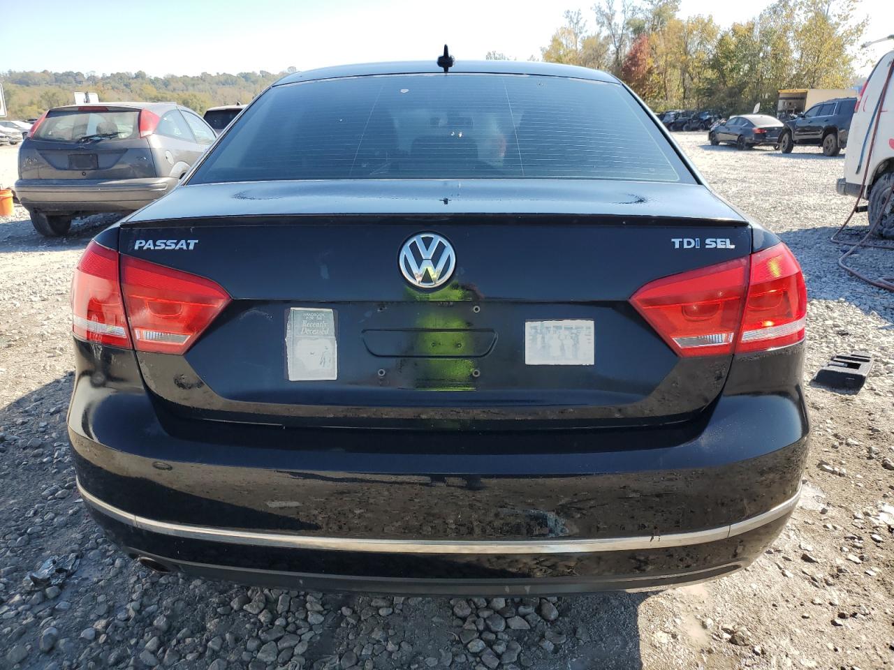 2014 Volkswagen Passat Sel VIN: 1VWCN7A31EC068262 Lot: 76325684