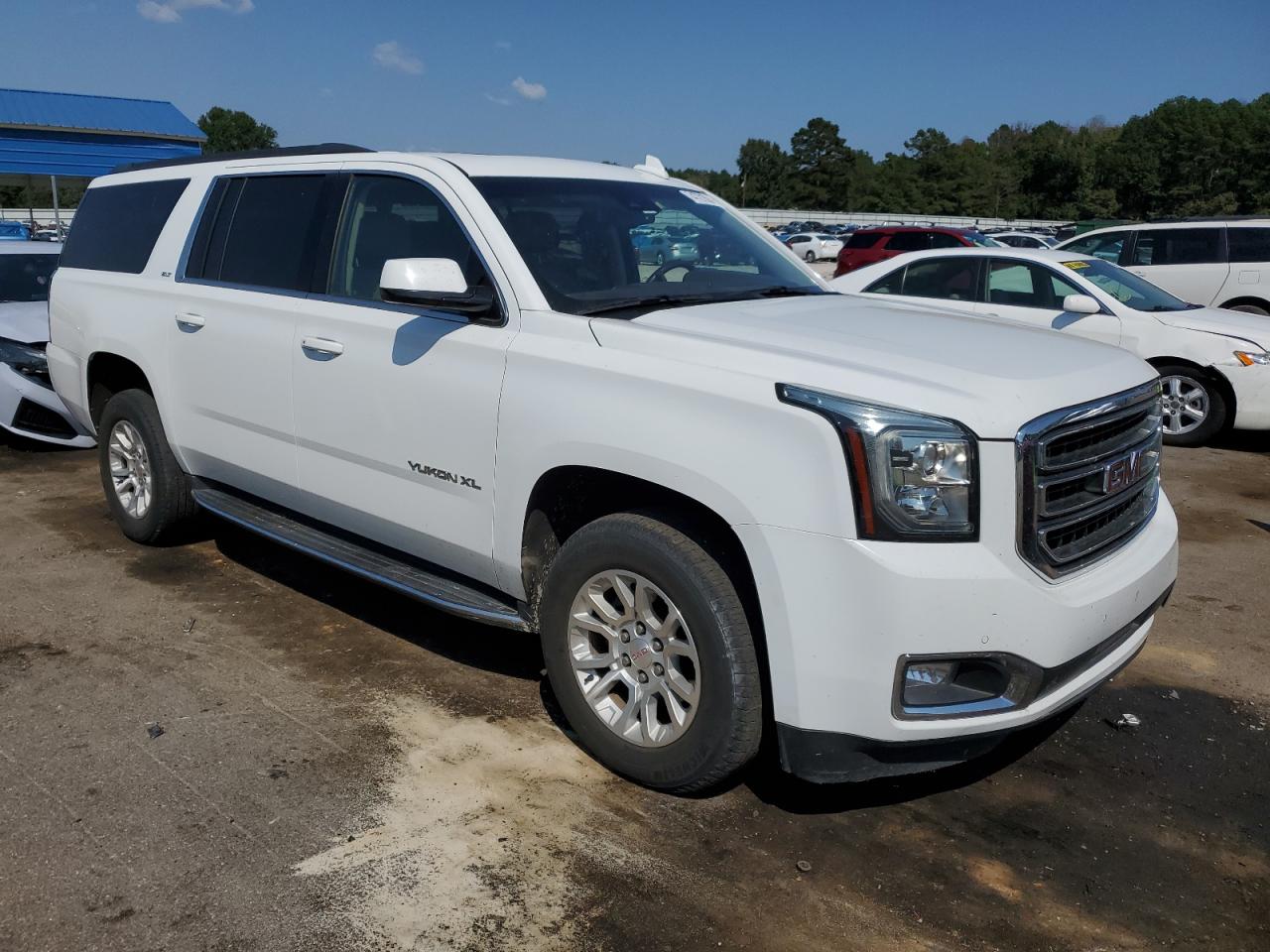 2019 GMC Yukon - Image 4