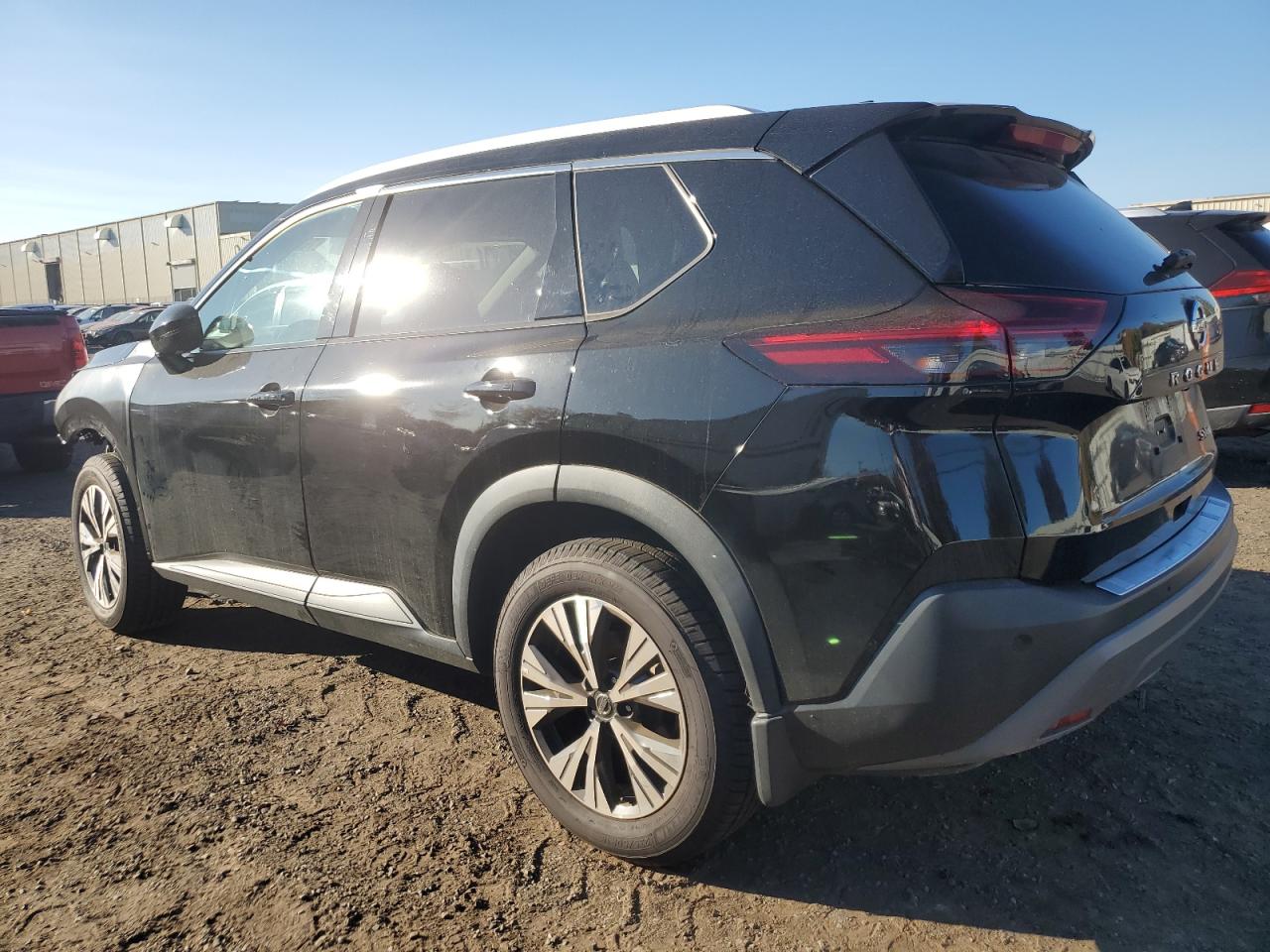 2021 Nissan Rogue - Image 2