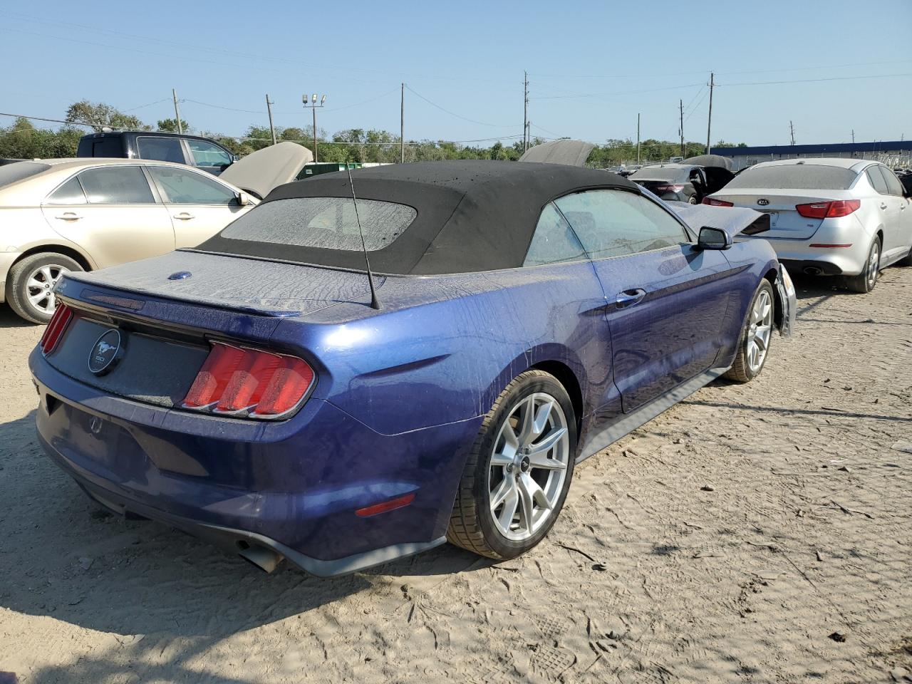 2015 Ford Mustang - Image 4