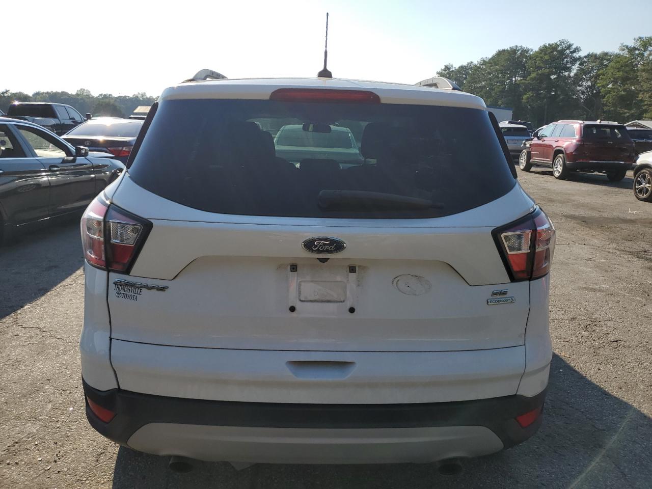 1FMCU0GD6JUC61245 2018 Ford Escape Se