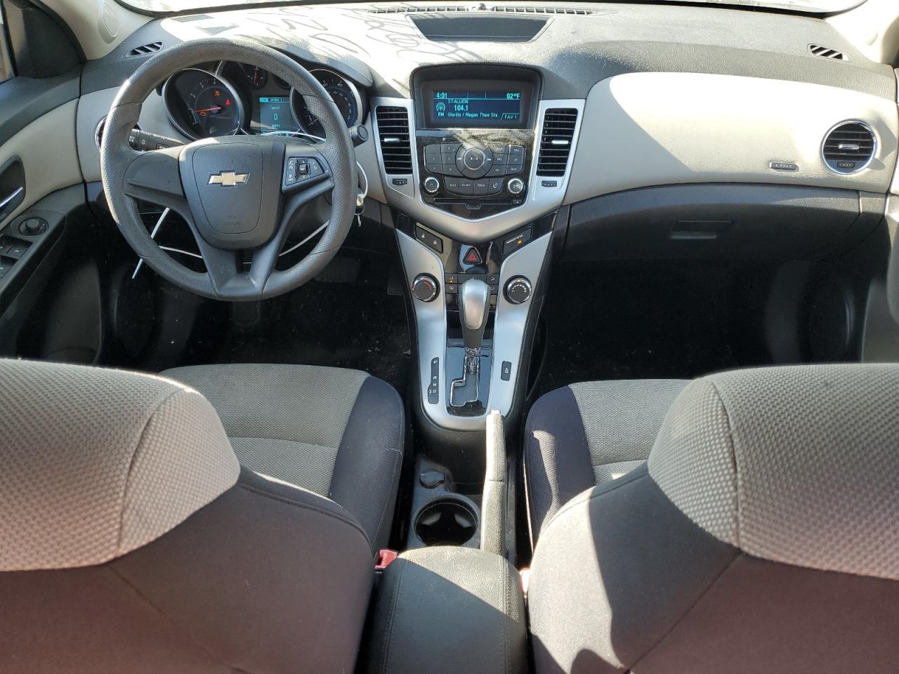 2013 Chevrolet Cruze - Image 8