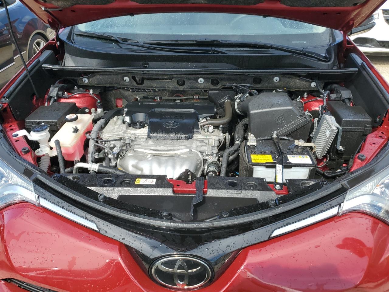 2018 Toyota RAV 4 - Image 12