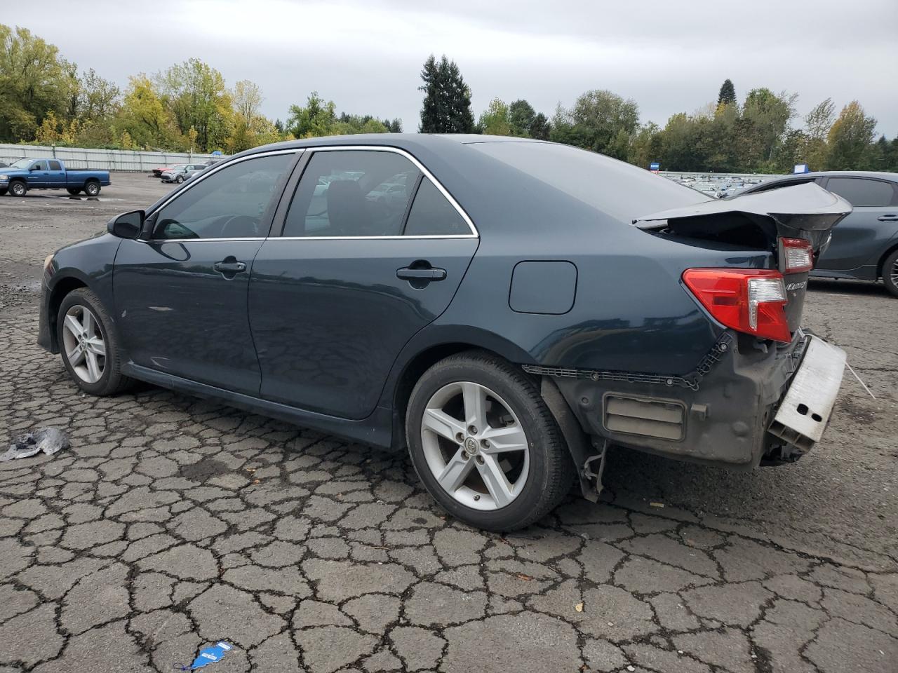 2014 Toyota Camry - Image 2