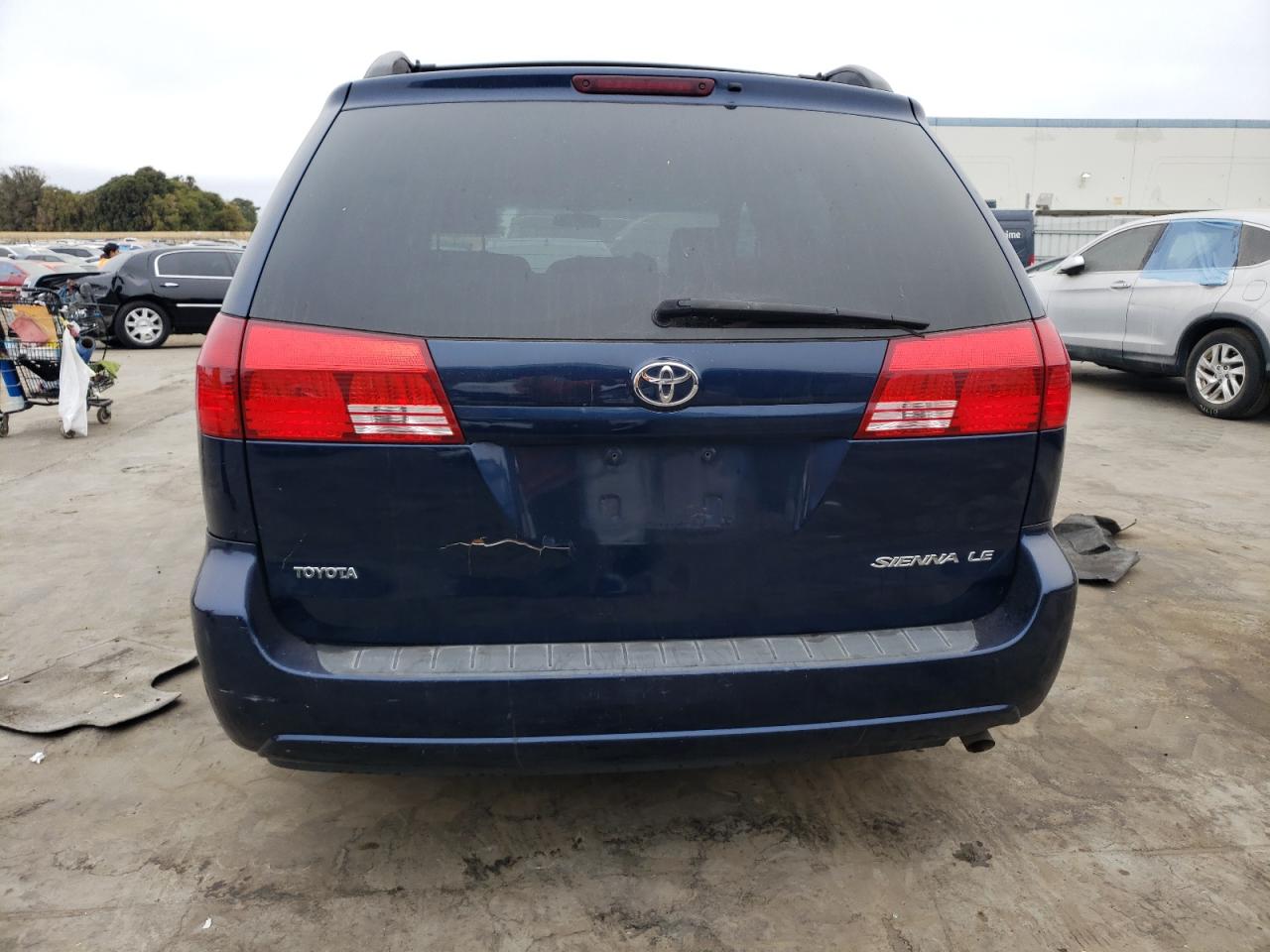 2004 Toyota Sienna Ce VIN: 5TDZA23C44S110882 Lot: 75944954