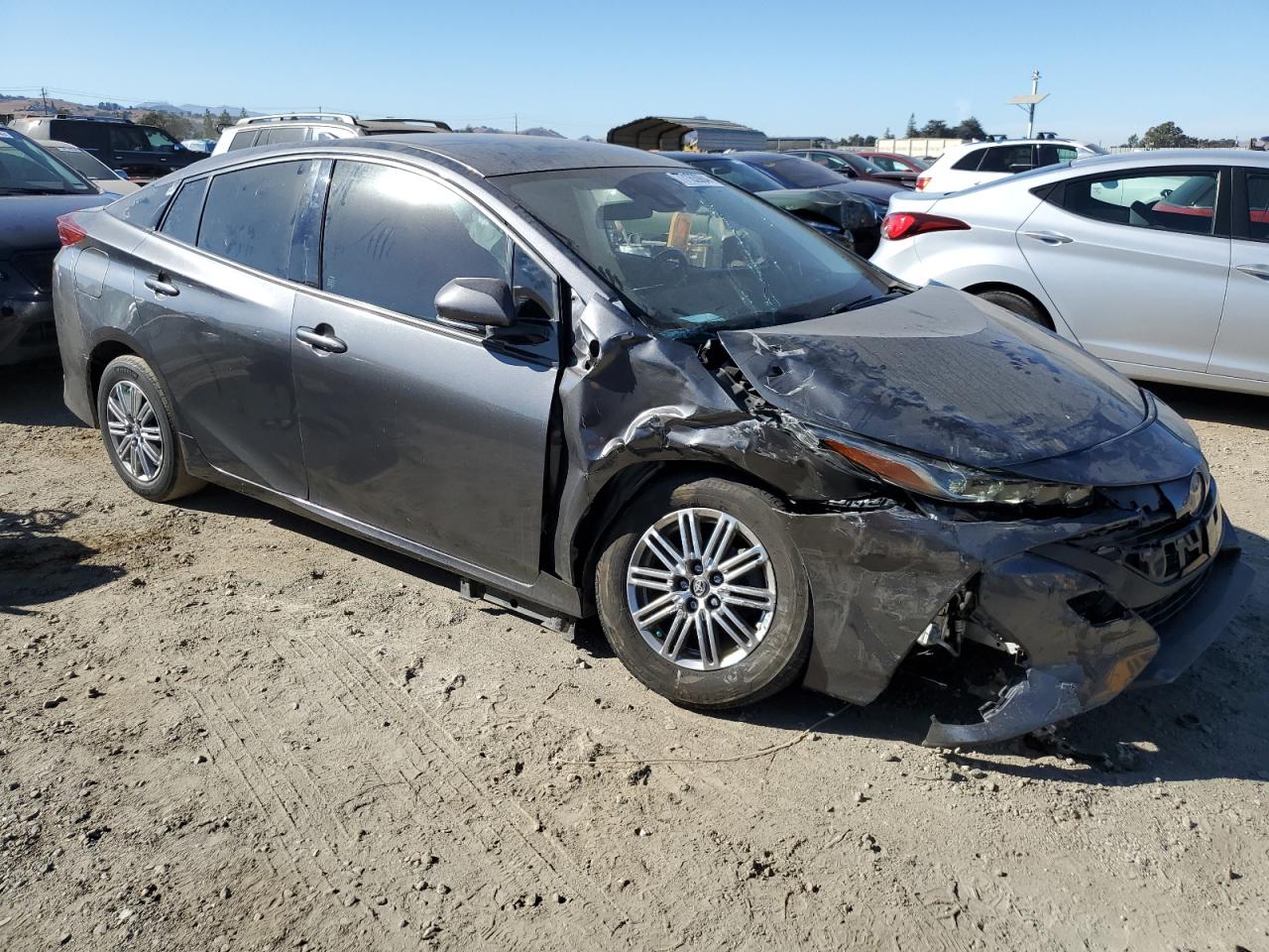 VIN JTDKARFP5J3077851 2018 TOYOTA PRIUS no.4