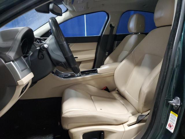 Седаны JAGUAR XF 2016 Зеленый
