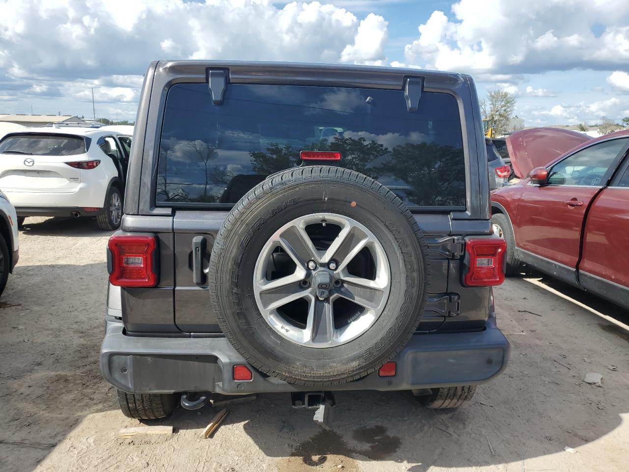 1C4HJXEG0MW603872 2021 Jeep Wrangler Unlimited Sahara