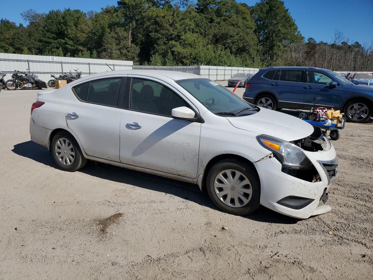 2016 Nissan Versa S VIN: 3N1CN7AP2GL847847 Lot: 76585744