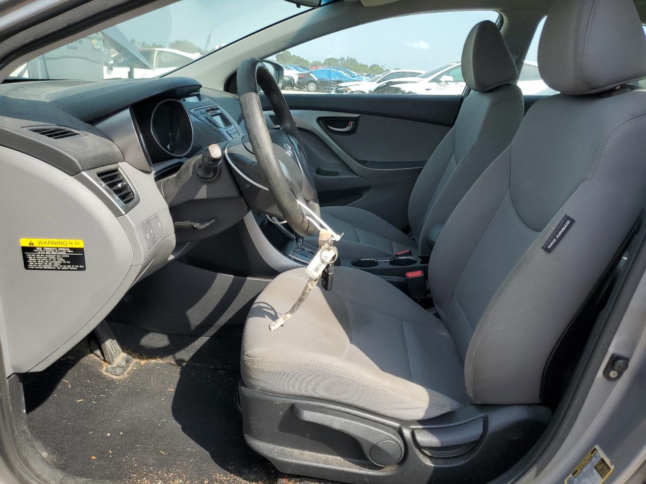 KMHDH4AE5DU539560 2013 Hyundai Elantra Gls