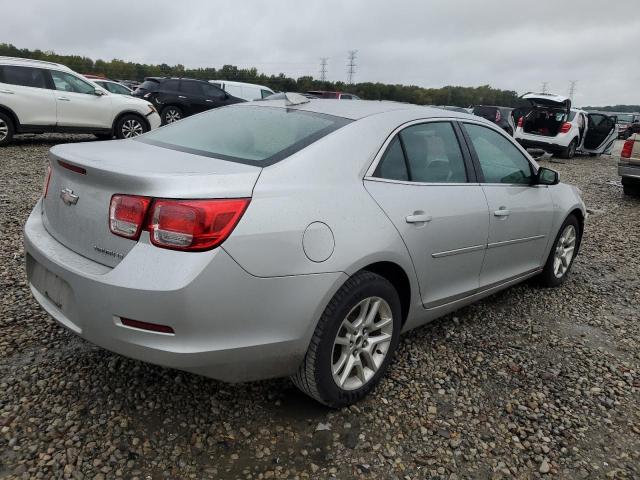 Sedans CHEVROLET MALIBU 2015 Srebrny