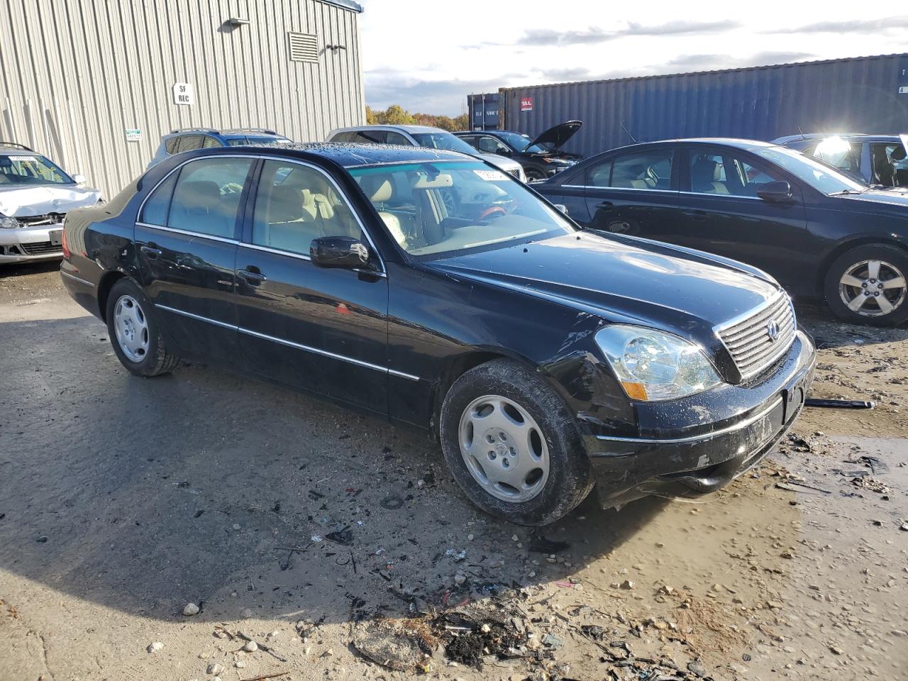 2001 Lexus LS - Image 4