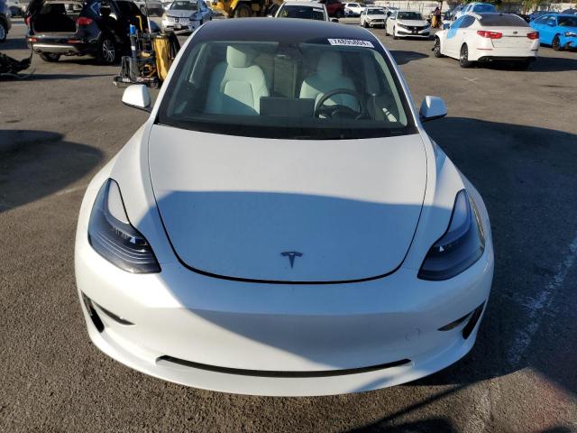  TESLA MODEL 3 2023 Biały