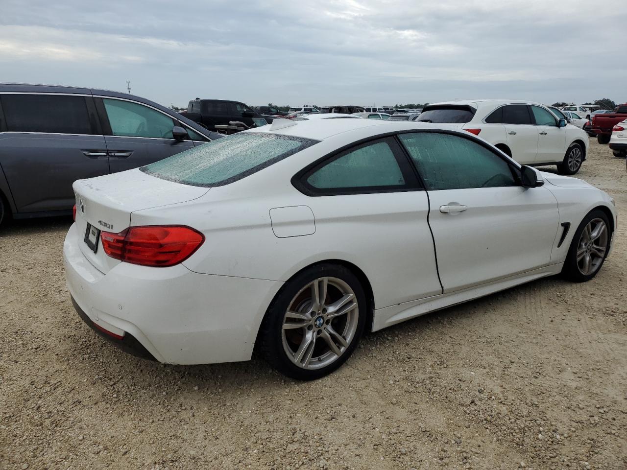 VIN WBA4R7C50HK876667 2017 BMW 4 SERIES no.3