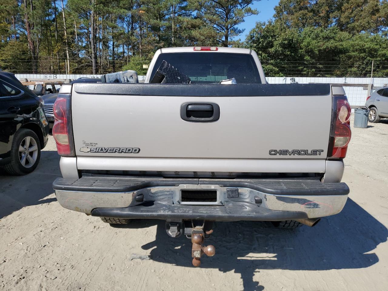 2005 Chevrolet Silverado K2500 Heavy Duty VIN: 1GCHK24U05E259166 Lot: 75170654