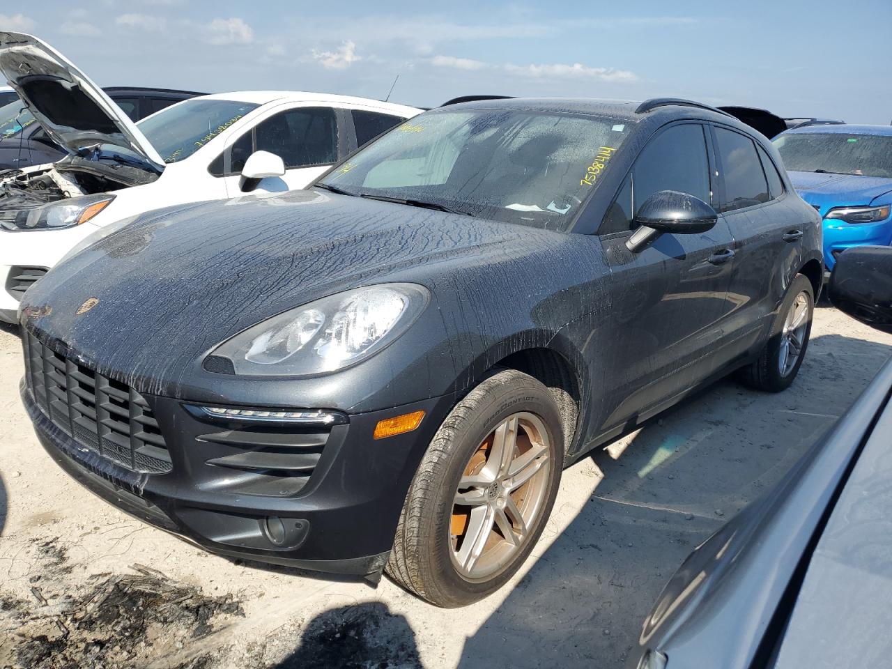 2017 Porsche Macan VIN: WP1AA2A54HLB04474 Lot: 75138414