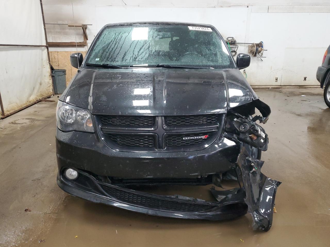 2C4RDGCG7HR840811 2017 Dodge Grand Caravan Sxt