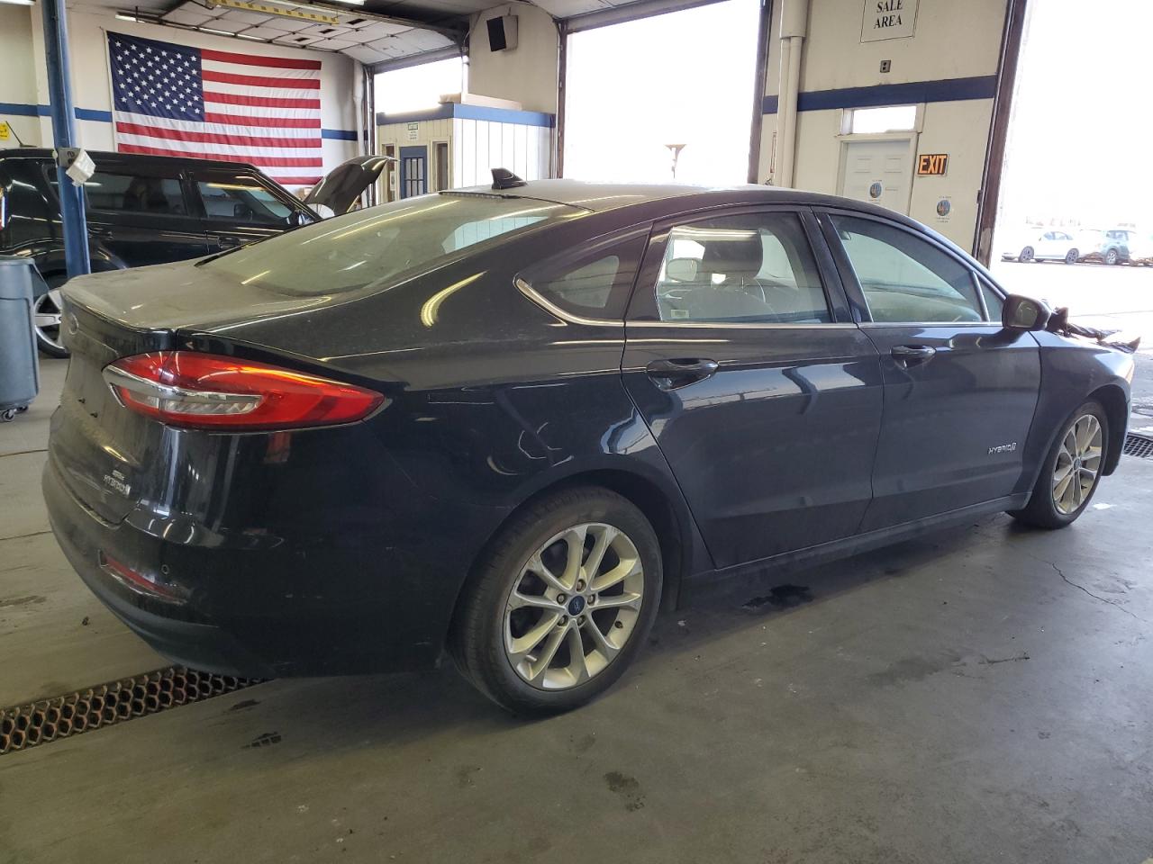 2019 Ford Fusion - Image 3