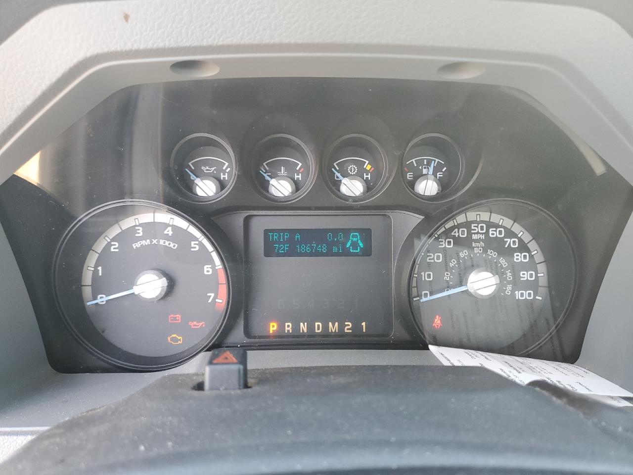 2011 Ford F250 - Image 9