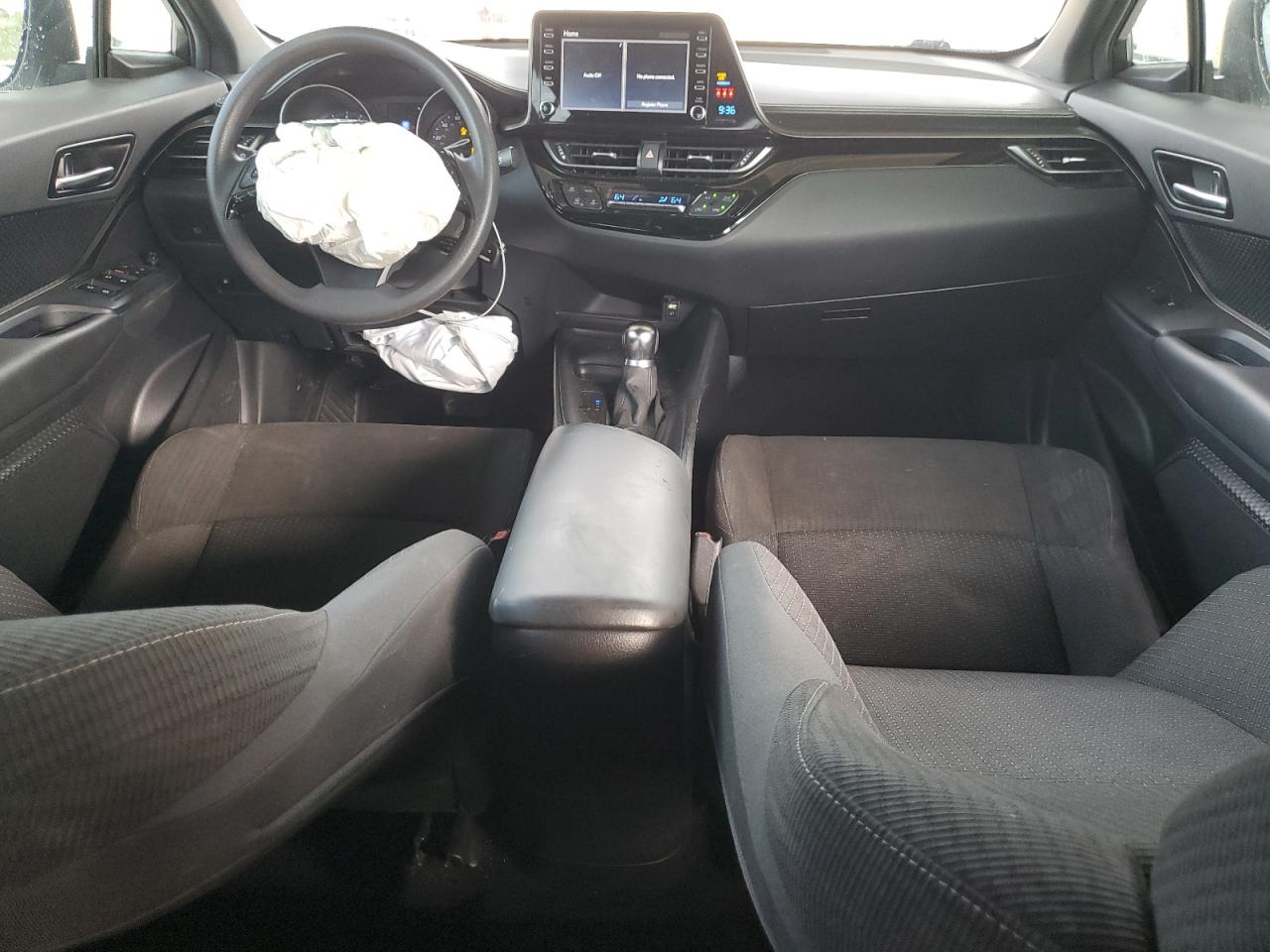 2019 Toyota C-HR - Image 8