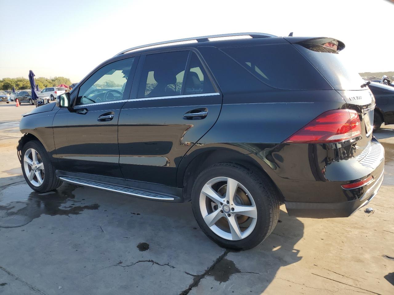 2017 Mercedes-Benz GLE - Image 2
