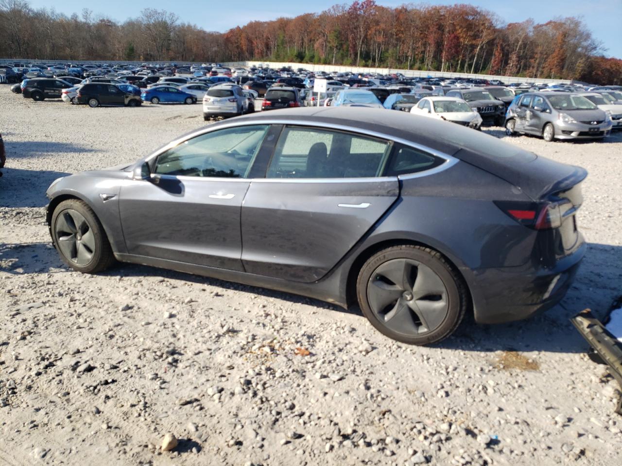 2019 Tesla Model 3 VIN: 5YJ3E1EB5KF205638 Lot: 77125184