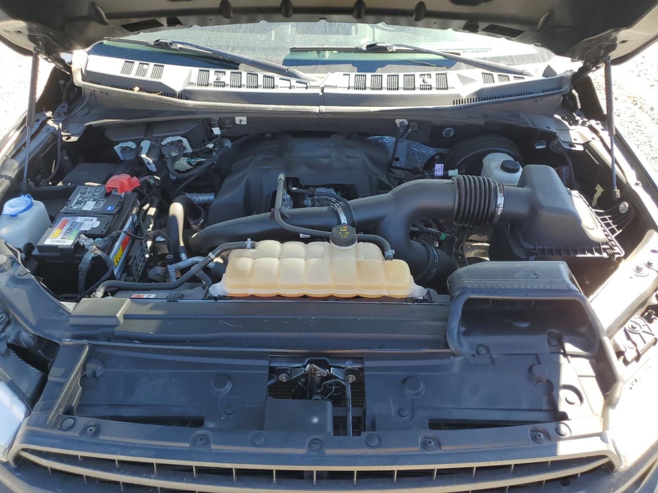 2018 Ford F-150 - Image 13