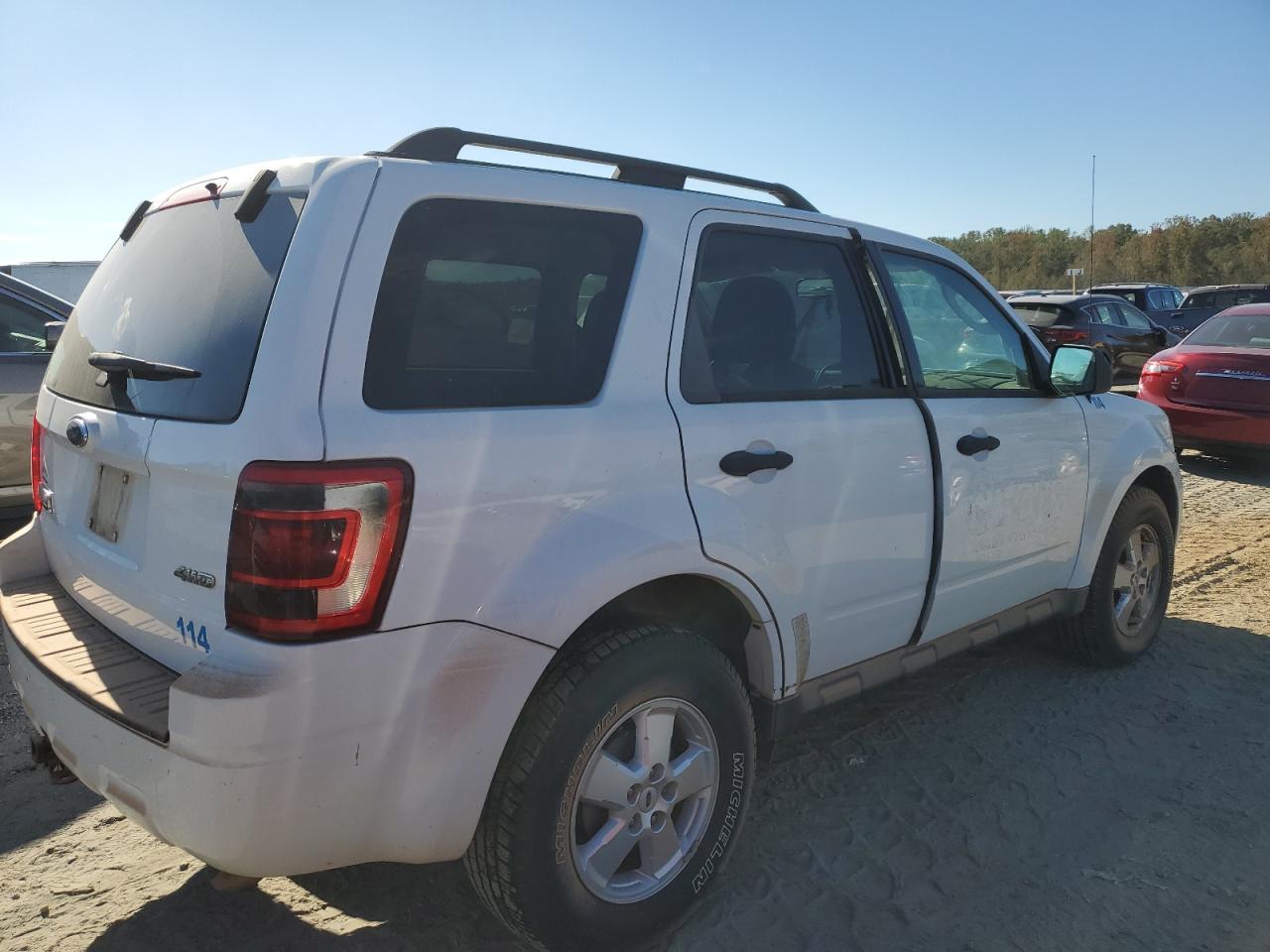 2009 Ford Escape - Image 3