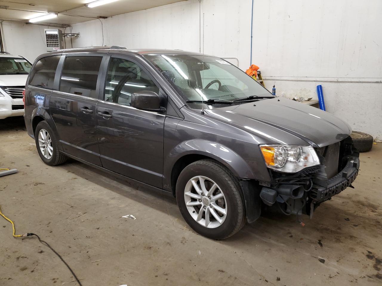 2018 Dodge Grand Caravan Sxt VIN: 2C4RDGCG0JR266574 Lot: 78675674