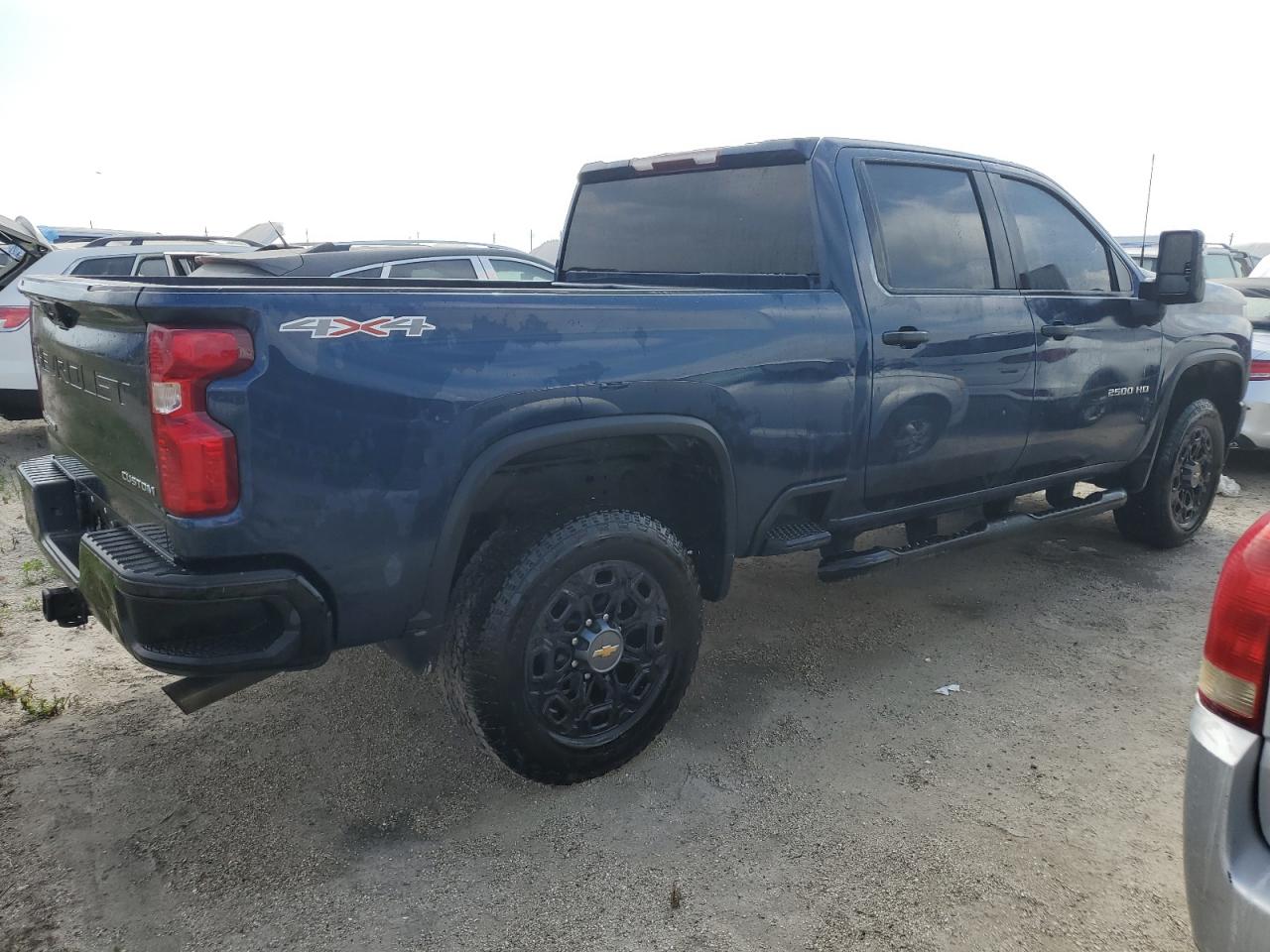2023 Chevrolet Silverado - Image 3