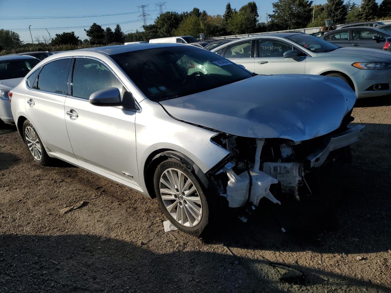 2013 Toyota Avalon - Image 4
