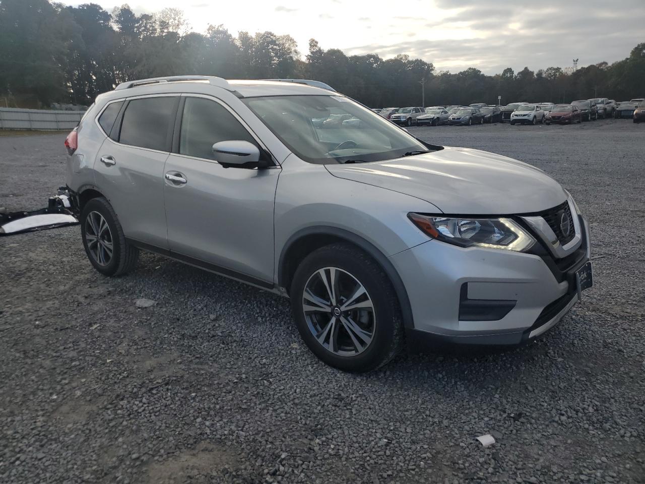 2019 Nissan Rogue - Image 4
