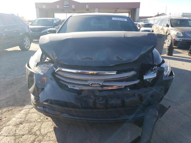 Седани FORD TAURUS 2016 Зелений