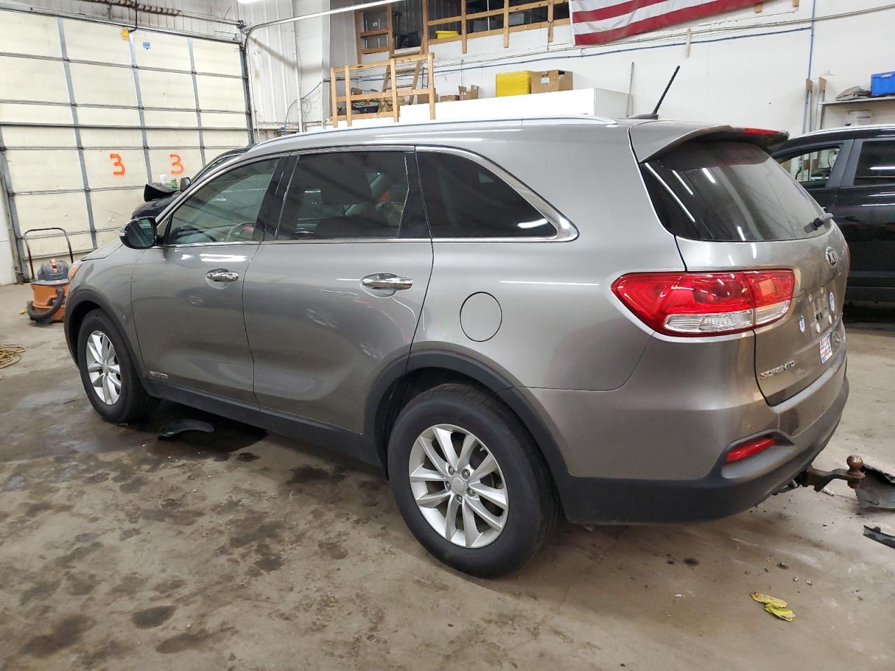 2018 Kia Sorento - Image 2