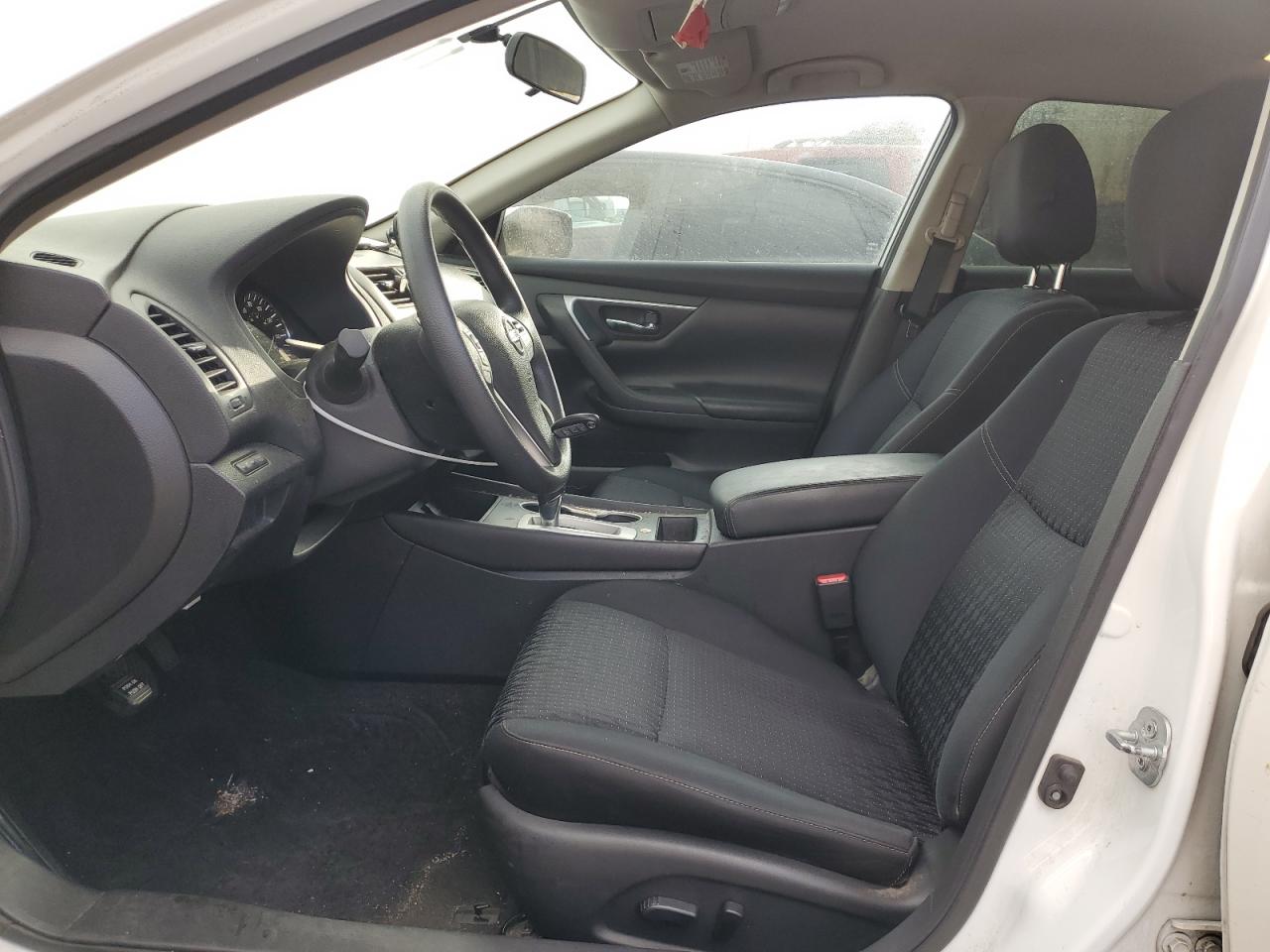2016 Nissan Altima - Image 7