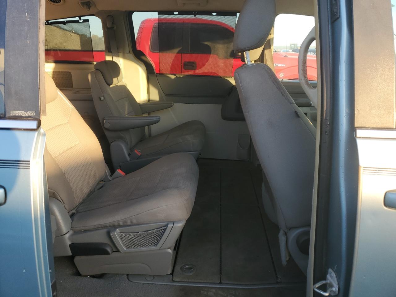 2008 Chrysler Town & Country - Image 11
