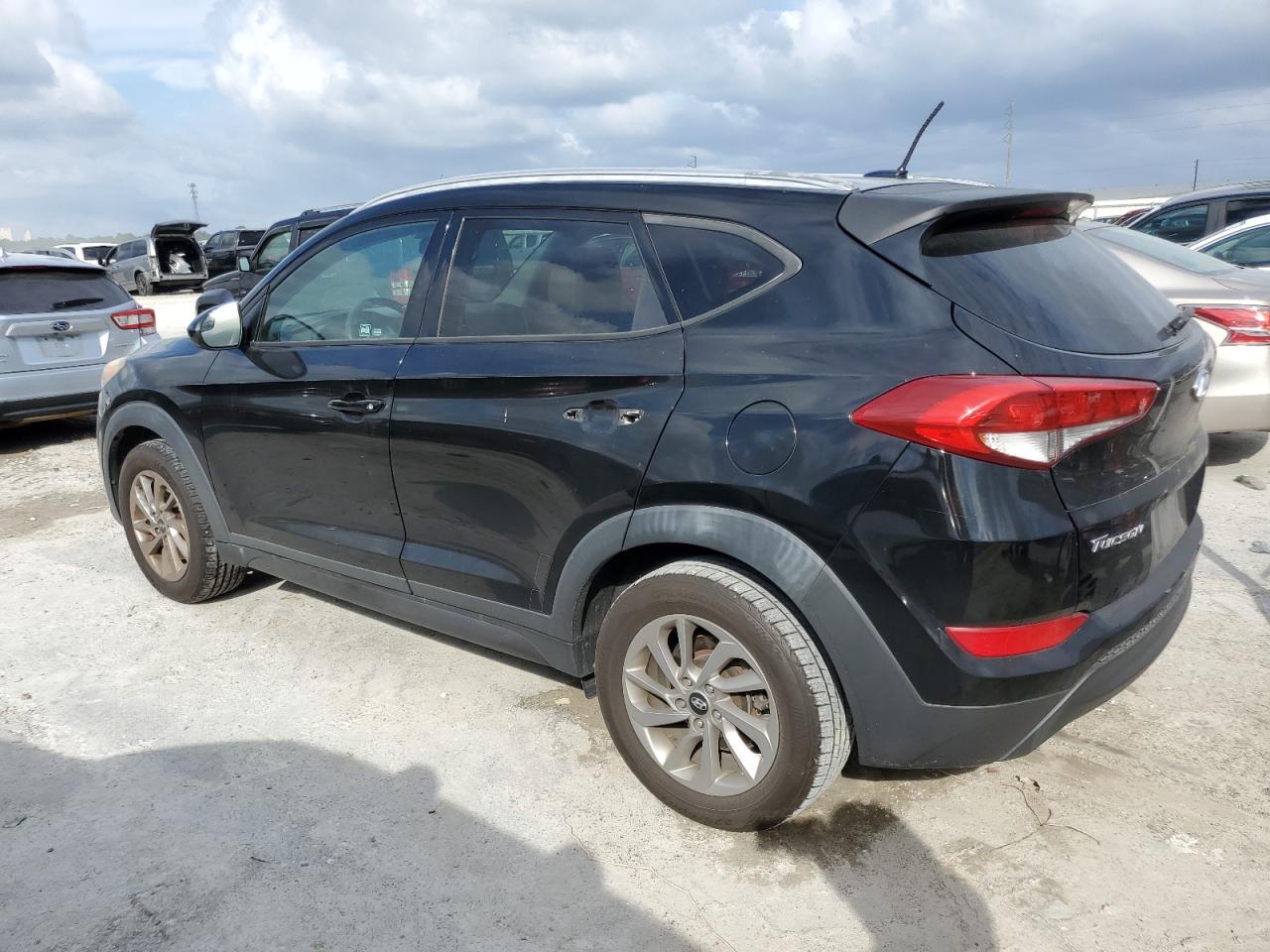 KM8J33A47GU224038 2016 Hyundai Tucson Limited