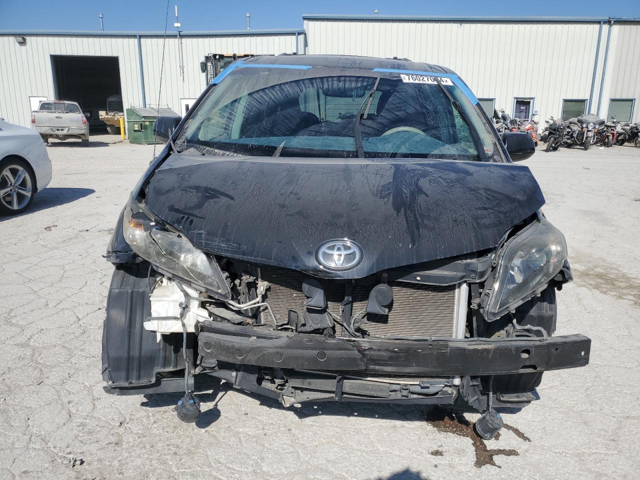 2012 Toyota Sienna - Image 5