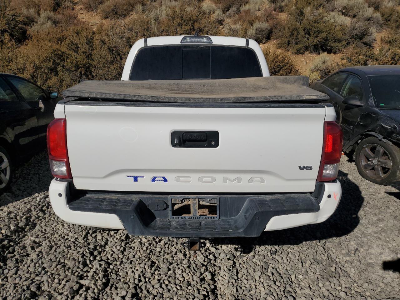 2017 Toyota Tacoma - Image 6