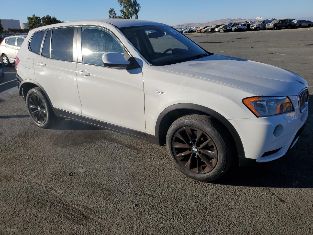 VIN 5UXWX9C51E0D24469 2014 BMW X3 no.4