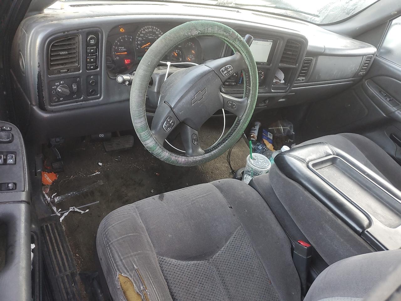 2007 Chevrolet Silverado - Image 8
