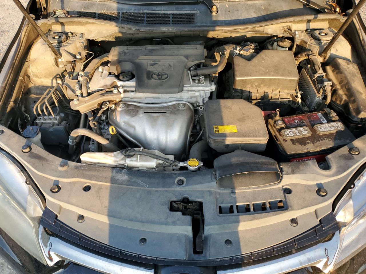 2015 Toyota Camry - Image 11