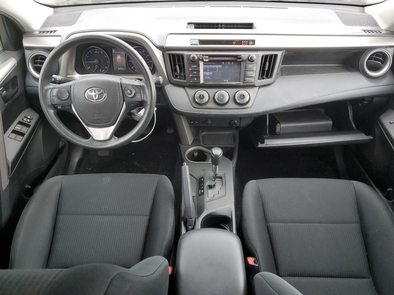 2018 Toyota RAV 4 - Image 8