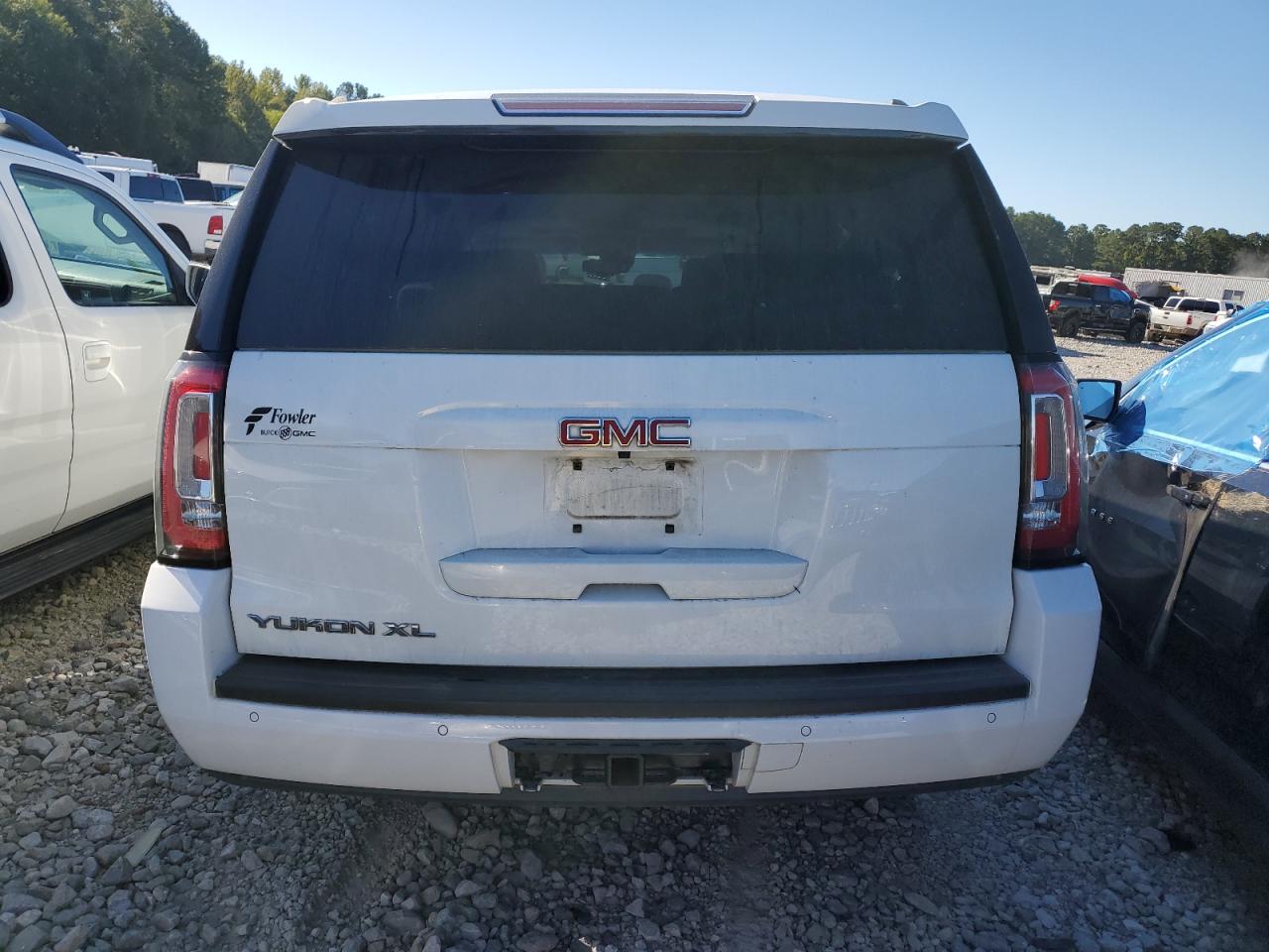 2019 GMC Yukon - Image 6