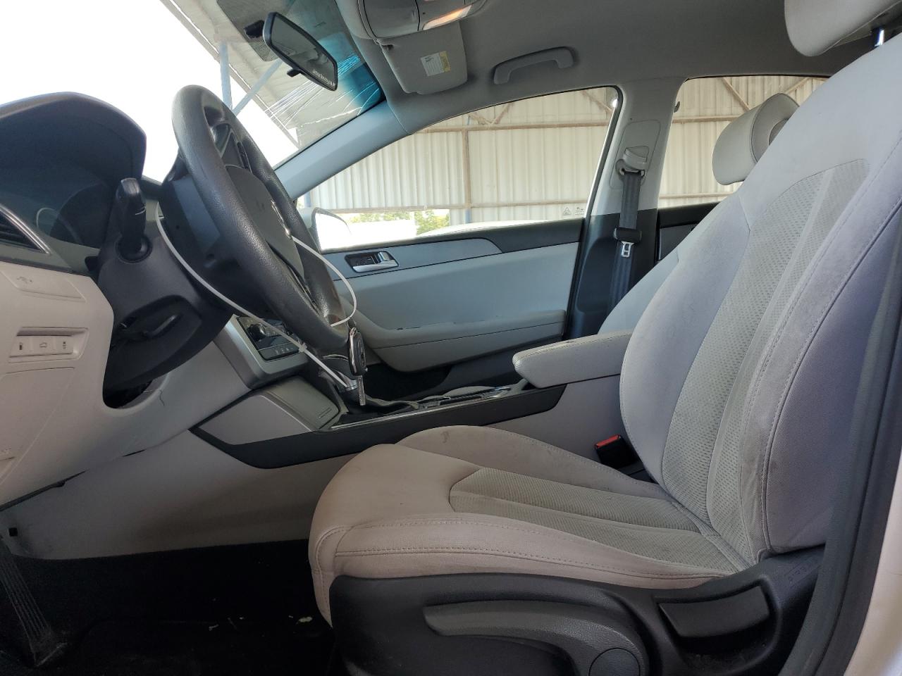 2015 Hyundai Sonata - Image 7