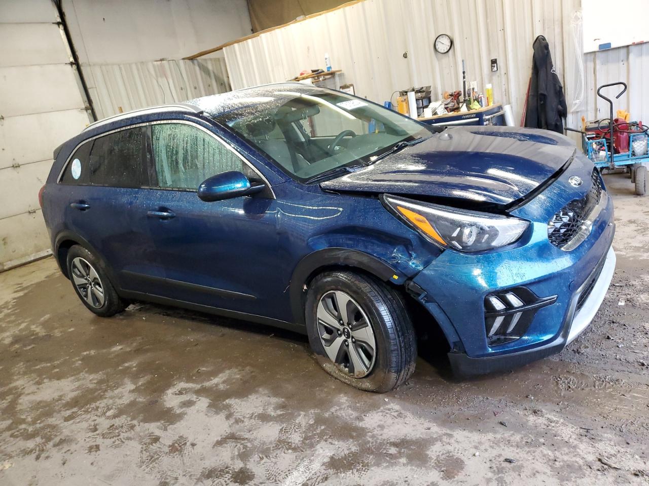 2020 Kia Niro - Image 4