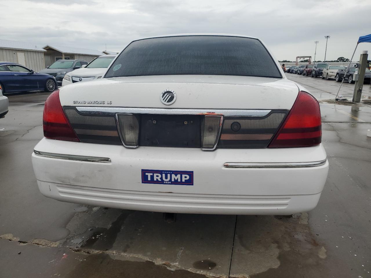 2011 Mercury Grand Marquis Ls VIN: 2MEBM7FV0BX607737 Lot: 74111494