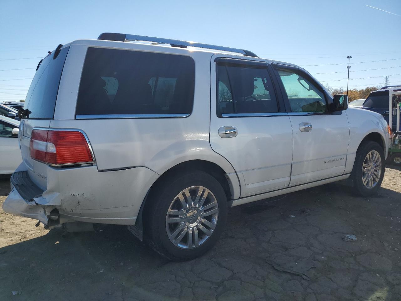 2010 Lincoln Navigator - Image 3